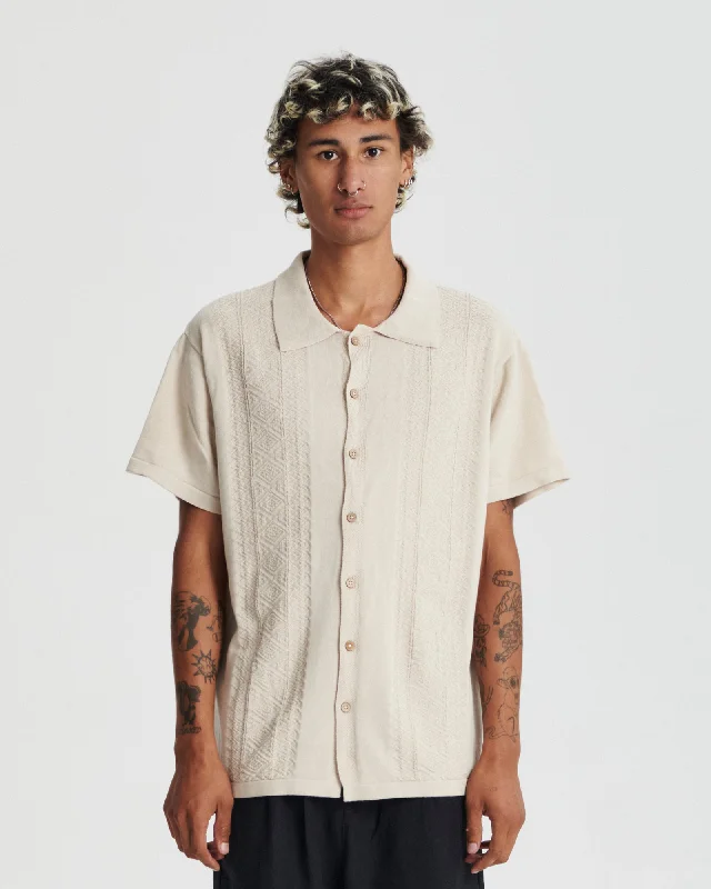 Men Short Sleeve Shirts with Linen - Blend Materials for Breathability and a Natural TextureTrader Knit Shirt - Ecru