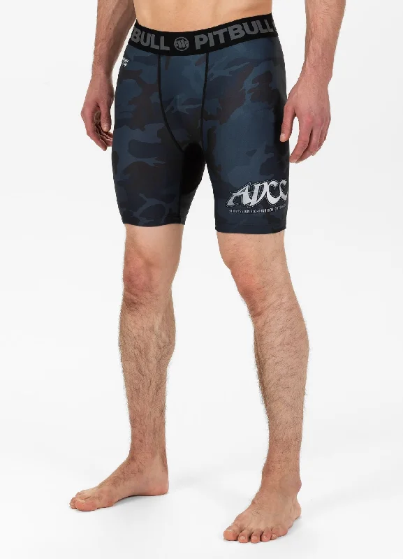 Men's pleated front twill shorts for a classic and sophisticated appearanceCompression shorts ADCC Camo