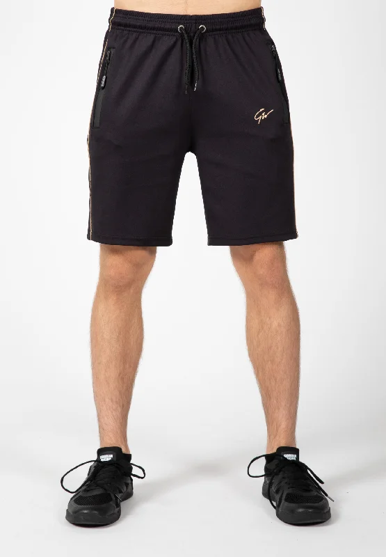 Men's checkered pattern wool shorts for a stylish winter layering optionWenden Track Shorts -Black/Gold