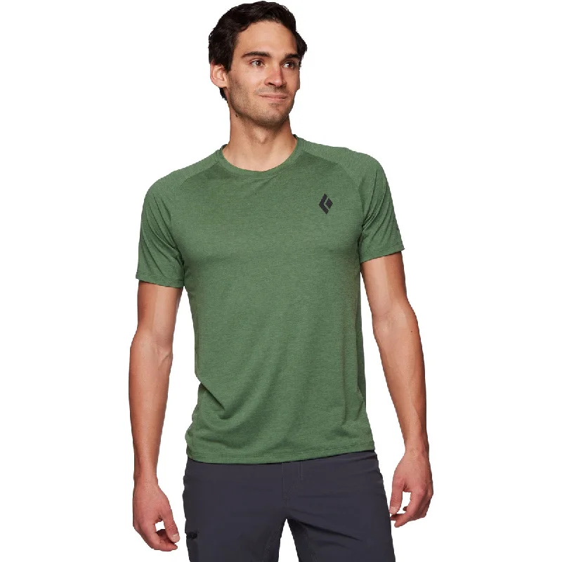 Men Short Sleeve Shirts with Raglan Sleeves for a Comfortable and Easy - Wearing FitMen's Lightwire Short Sleeve Tech Tee