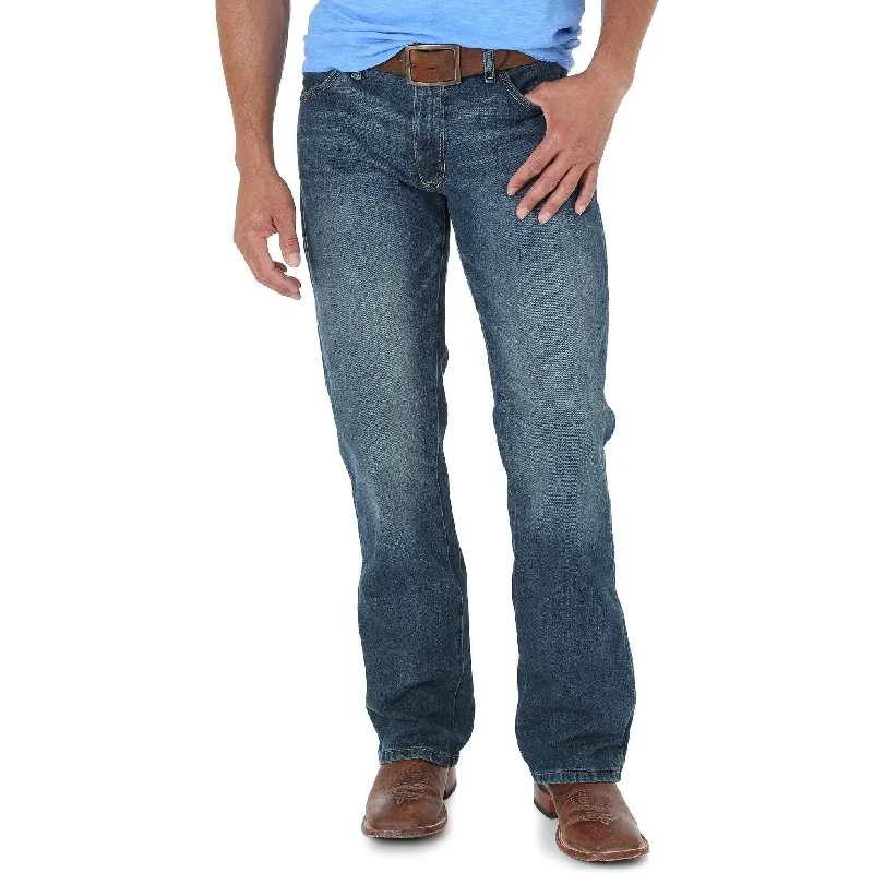 Men's Low - Rise Jeans in a Light Wash for a Casual and Youthful LookWrangler Retro Slim Boot Jean