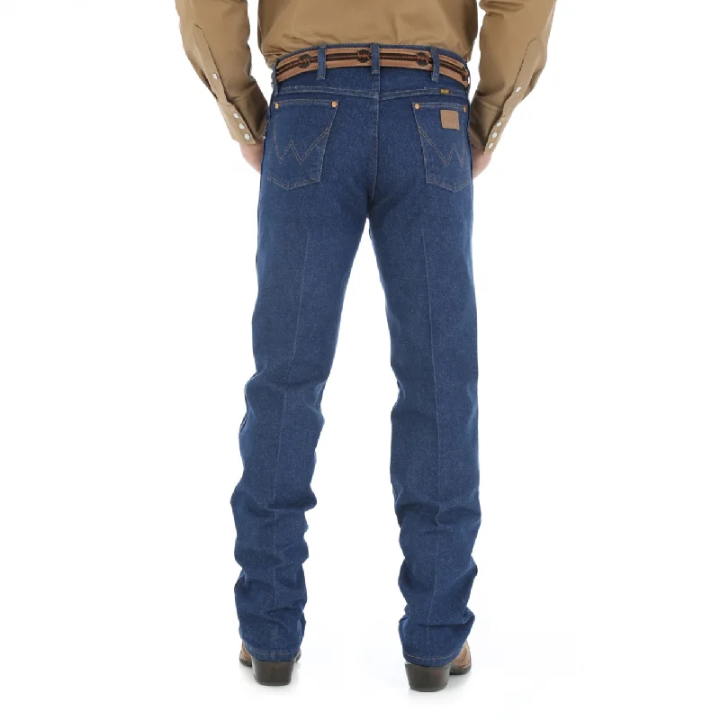 Plus Size Men's Relaxed Fit Jeans with a Faded Wash for a Vintage - Inspired LookWrangler Men's 13MWZ -Extended Sizes