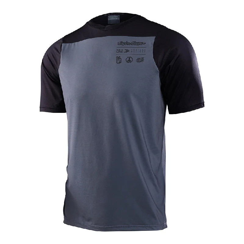 Men Jerseys with Contrast - Color Trim for a Stylish and Distinctive LookSkyline SS Jersey Mono Charcoal