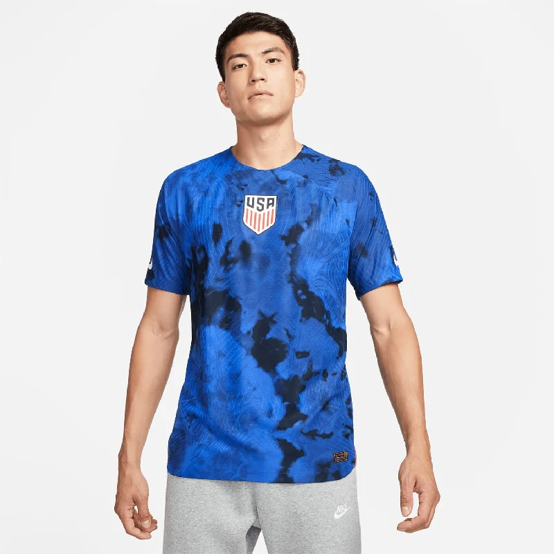 Men Jerseys with Raglan Sleeves for a Comfortable and Mobile FitMen's Nike 2022 USMNT Match Away Jersey