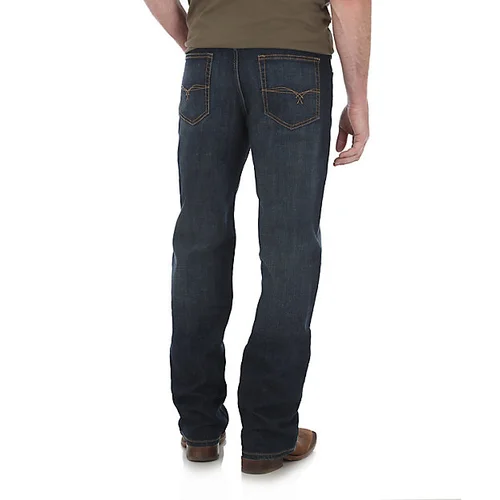 Men's Stretch Jeans with a Moisture - Wicking Lining for Active LifestylesWrangler 20x Extreme Relaxed Jean