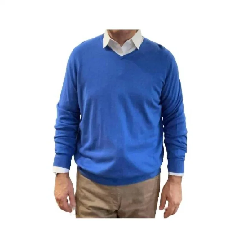 Men Sweaters with Intarsia Knitting for a Decorative and Stylish OptionCromford Long Sleeve V-Neck In Malibu