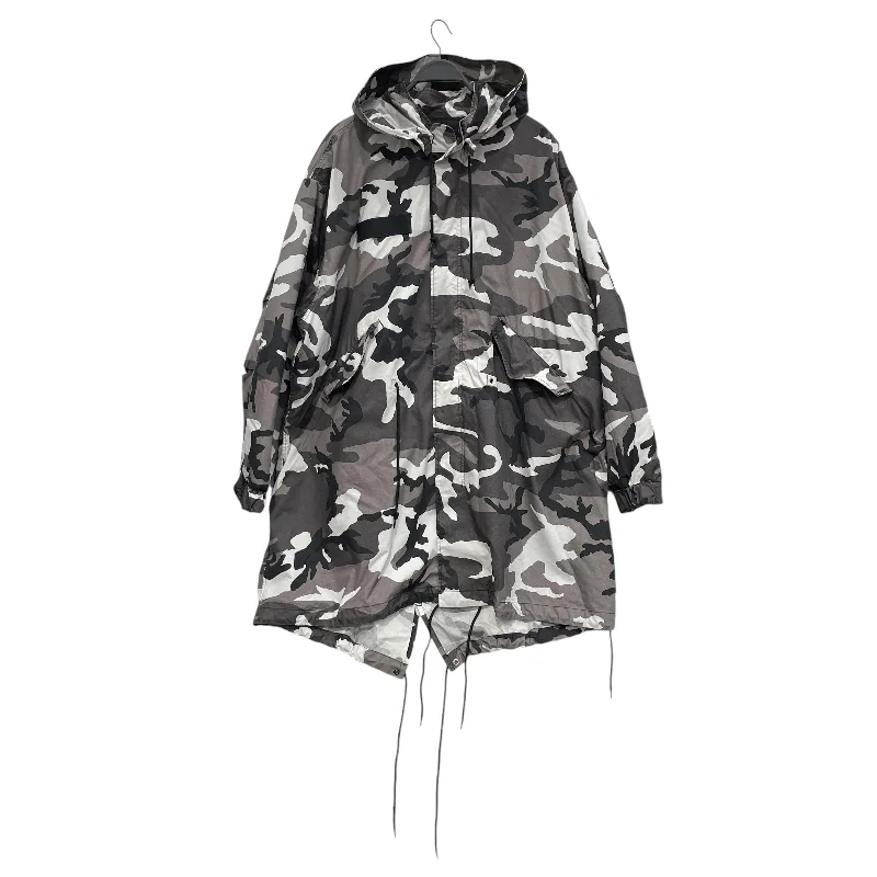 Men Jackets with Hidden Interior Pockets for Concealed CarrySupreme/Futura Fishtail Parka/XXL/Snow Camo